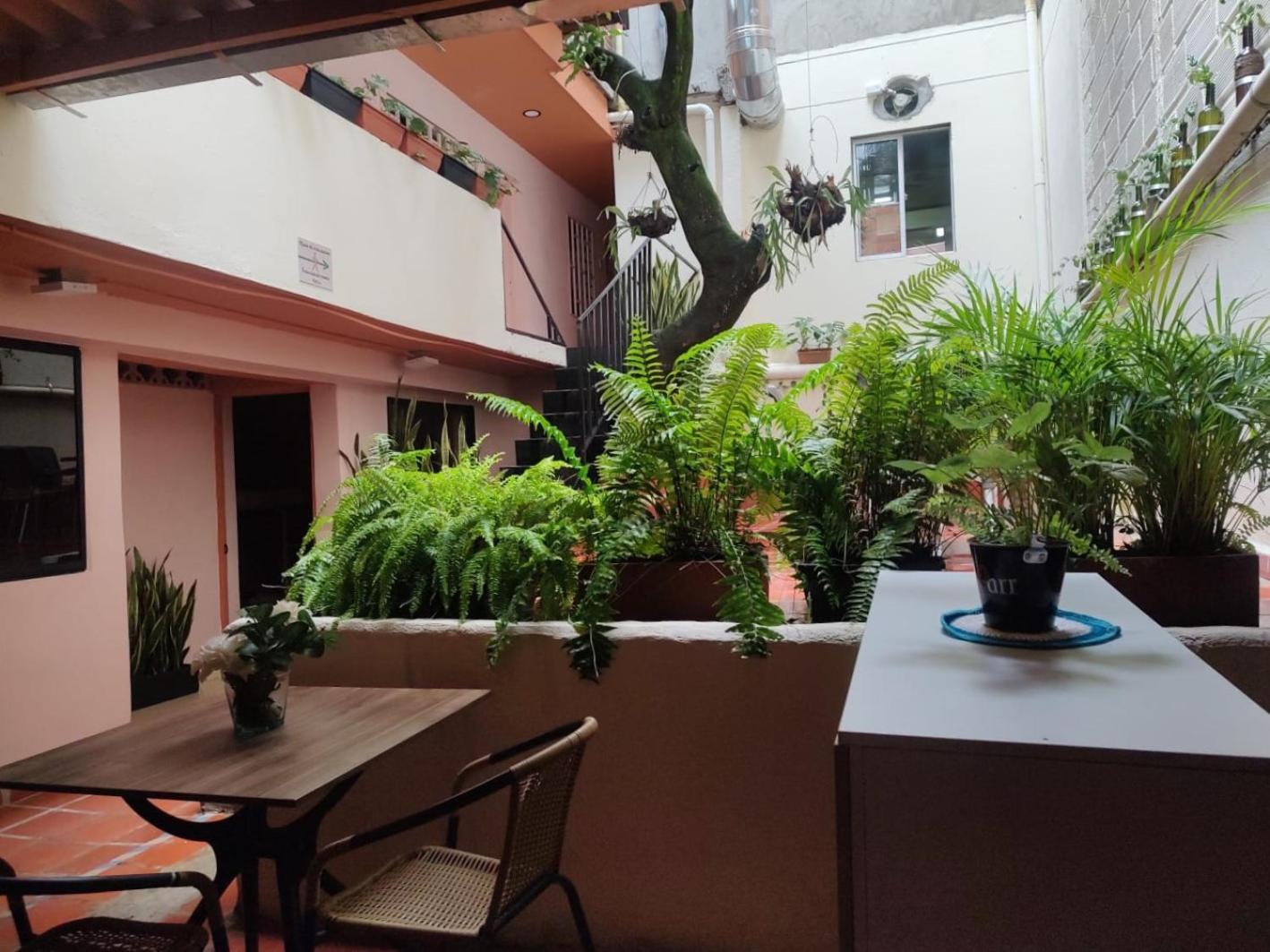 Hostal Casa Primavera Medellín Exterior foto